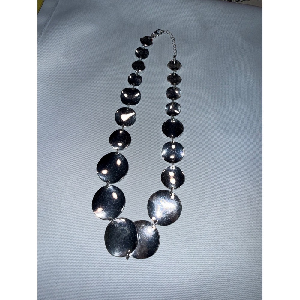Silver Tone Graduated Disc Statement Necklace Polished Round Plate Collar 18in